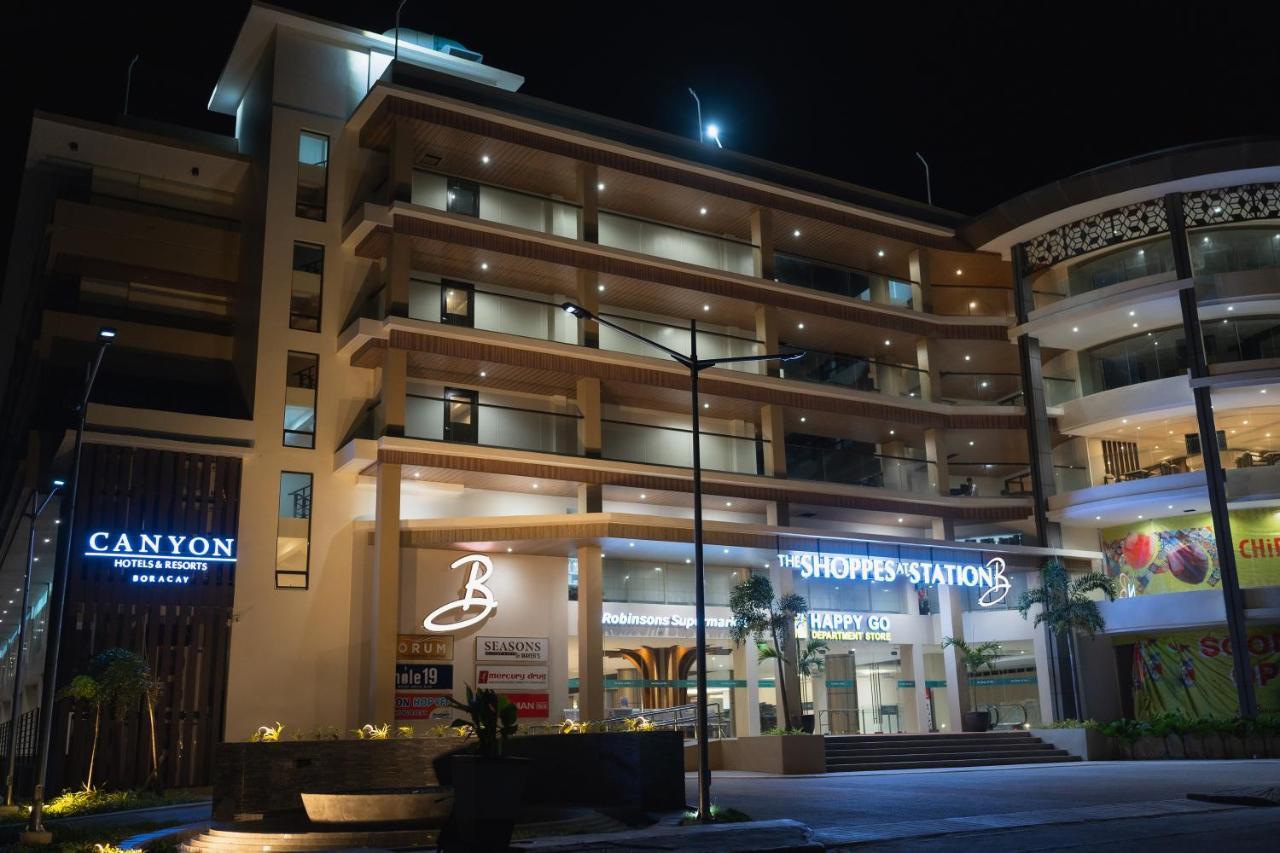 Canyon Hotels & Resorts Boracay Balabag  Buitenkant foto