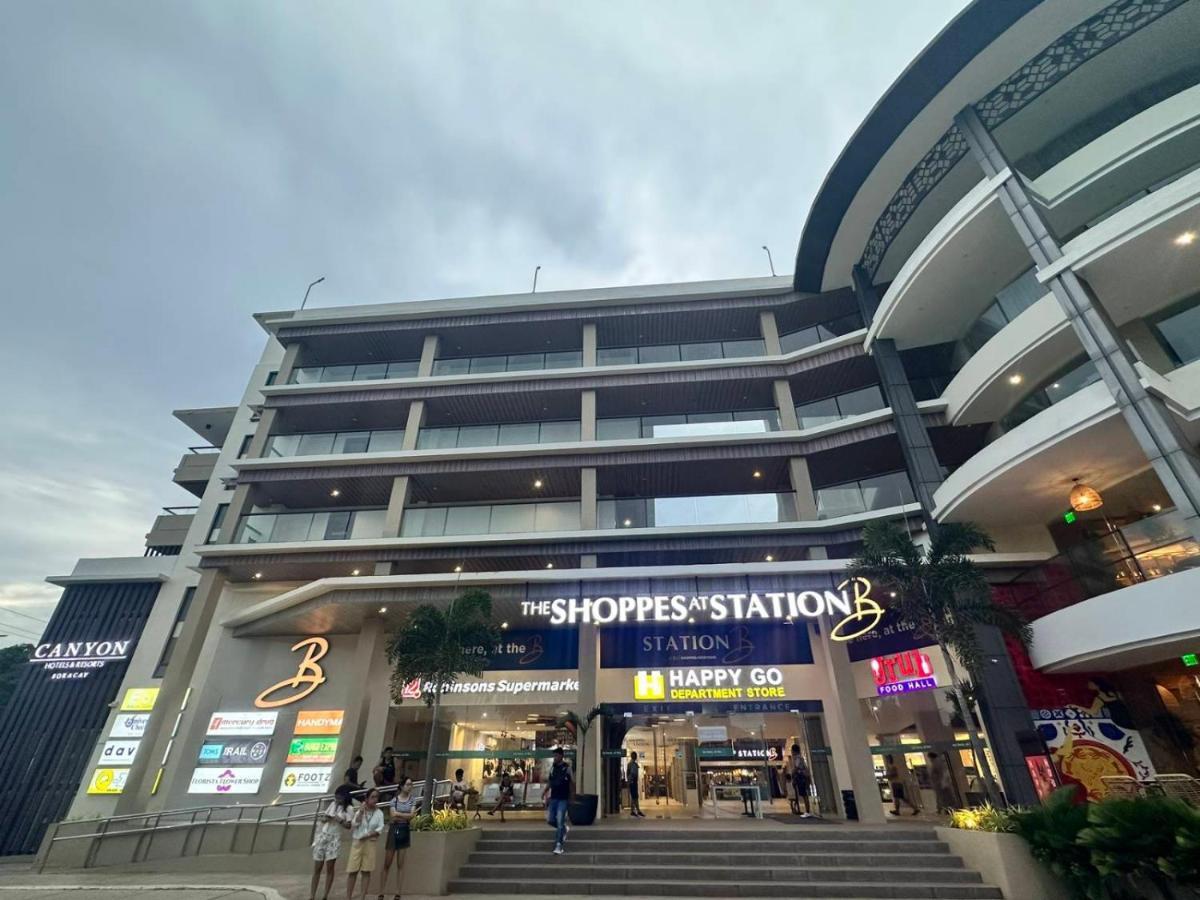 Canyon Hotels & Resorts Boracay Balabag  Buitenkant foto