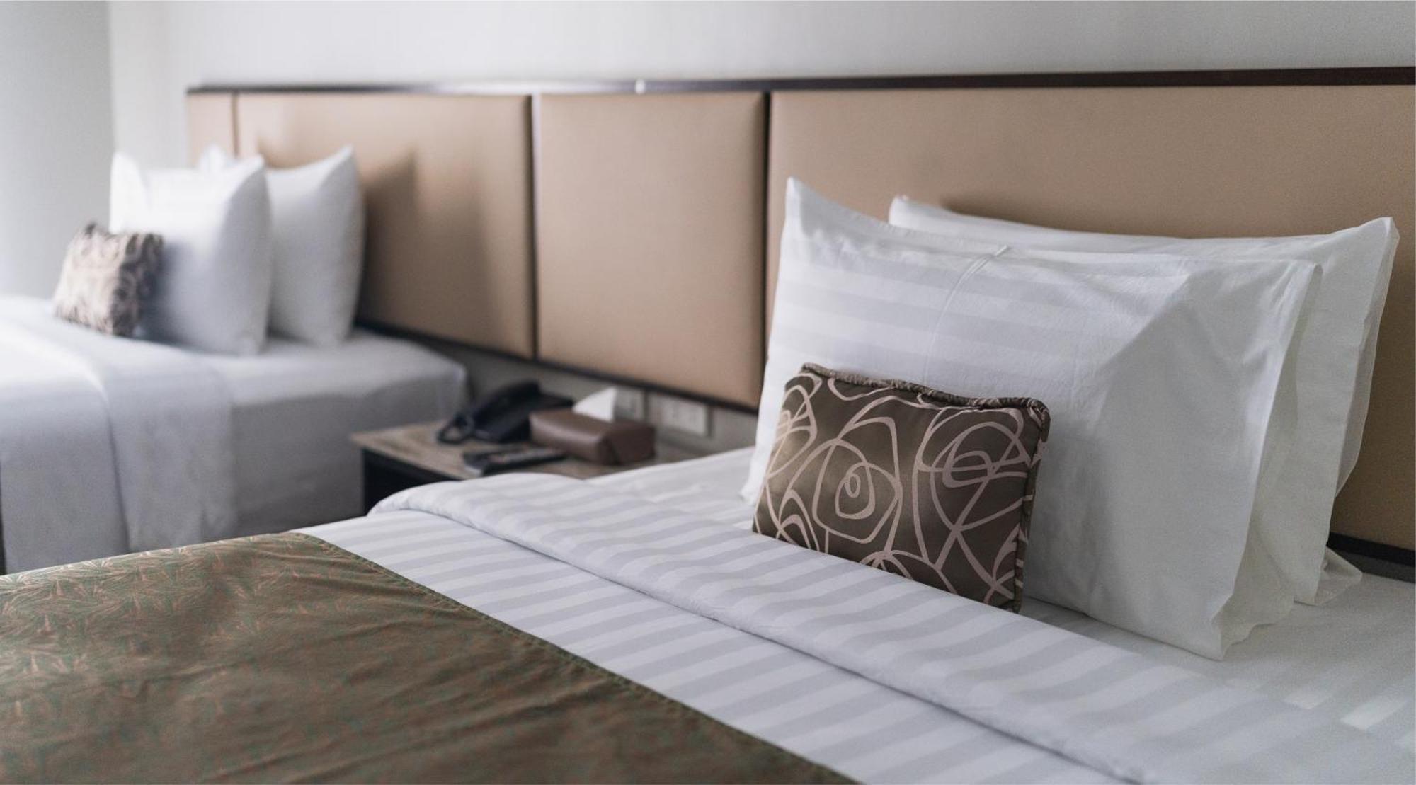 Canyon Hotels & Resorts Boracay Balabag  Buitenkant foto