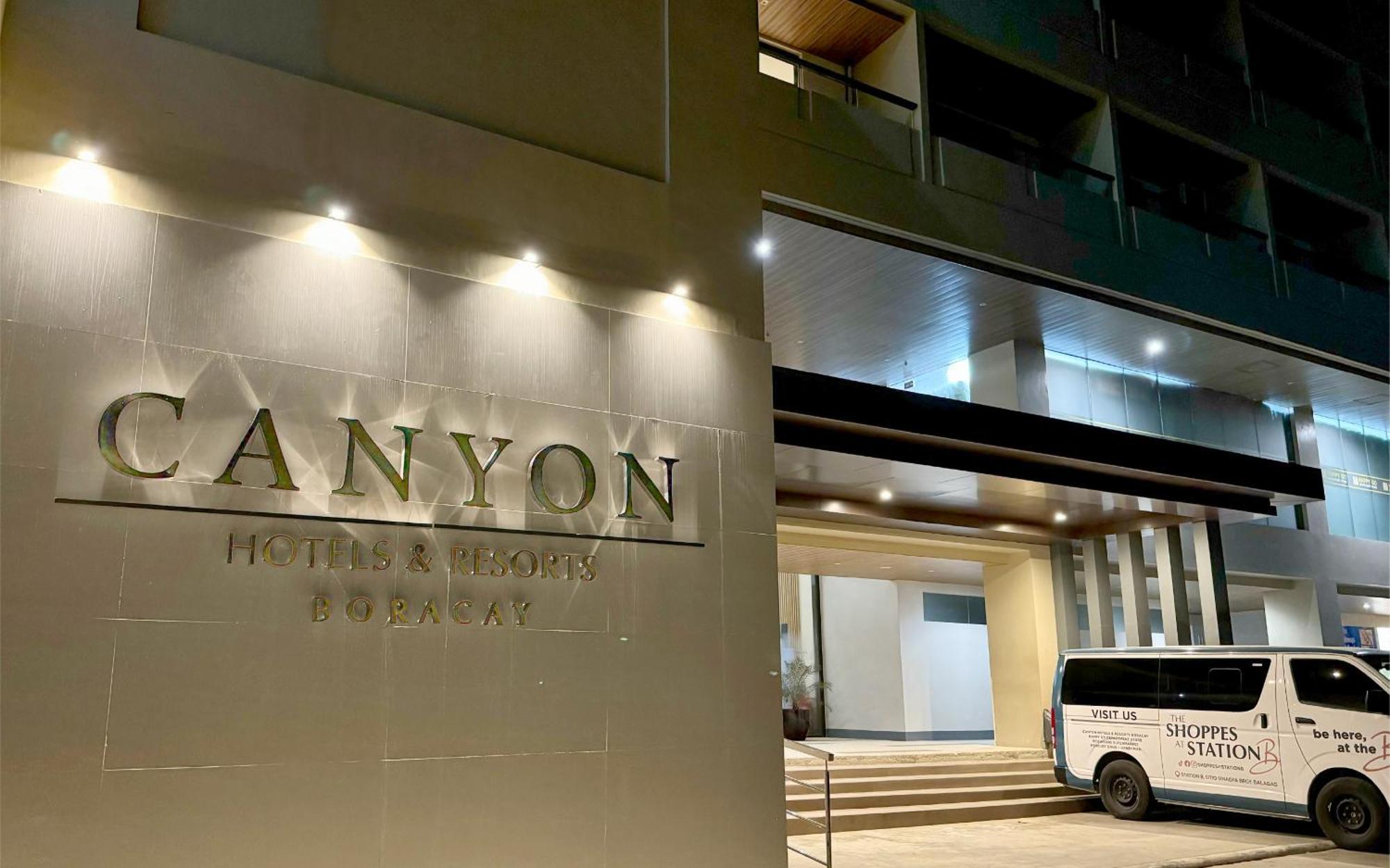 Canyon Hotels & Resorts Boracay Balabag  Buitenkant foto